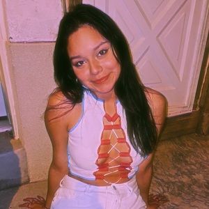 Meet your Posher, Marisa